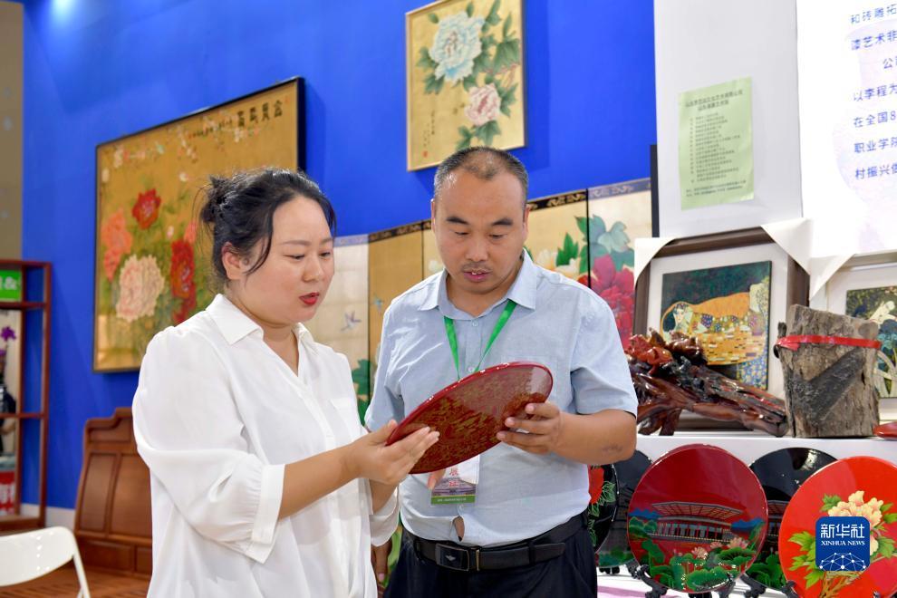 人民币炸金花